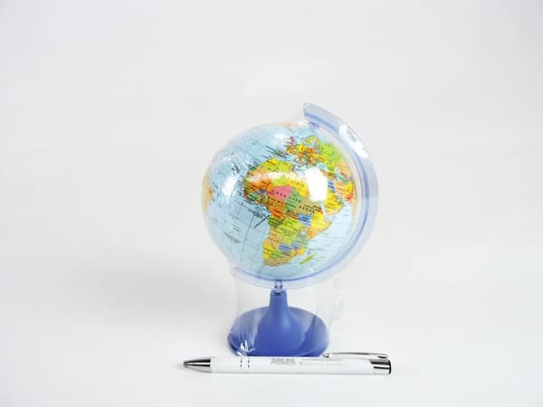 Politisk jordglob 11 cm