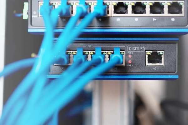 DIGITUS Switch DN-651118 - 5 porte - 5x GE (10/100/1000)