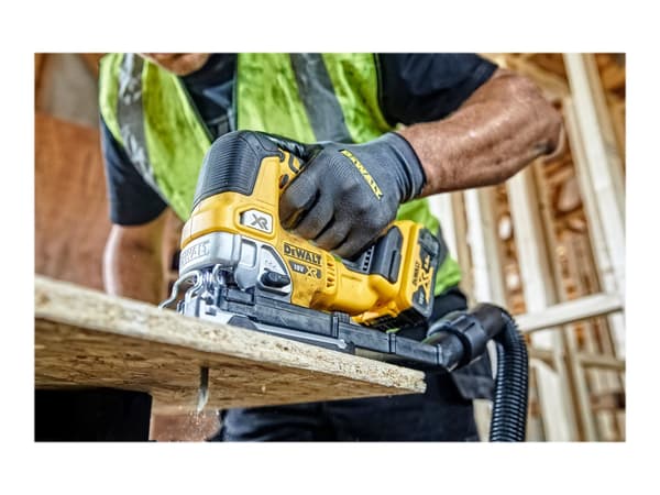 DeWALT Sticksåg 18V, Utan batteri och laddade