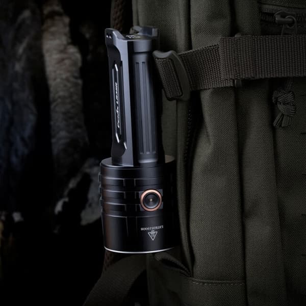 Fenix LR35R -taskulamppu