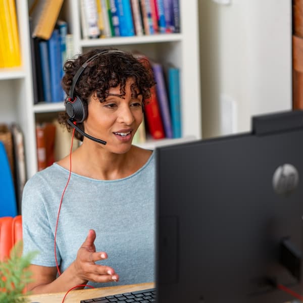 poly poly5220 – USB-C-stereohovedtelefon med mikrofon