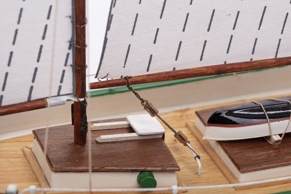 1:60 Dana - Plastic hull