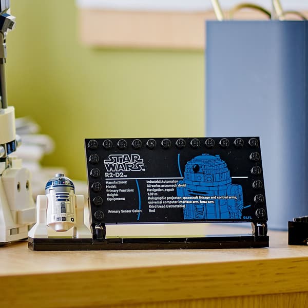 LEGO Star Wars 75379  - R2-D2™