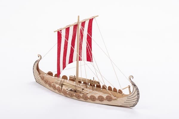 1:50 Mini Oseberg - Skrog av tre