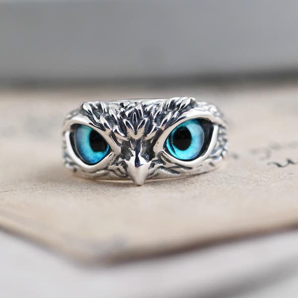 Ring i zinklegering, ugle