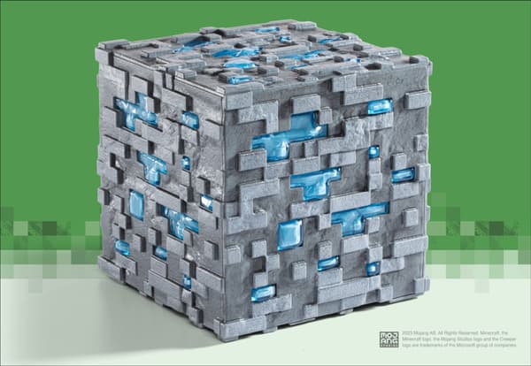Noble Collection - Minecraft Illuminating Diamond light