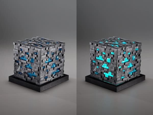 Noble Collection Minecraft Illuminating Diamond -valo