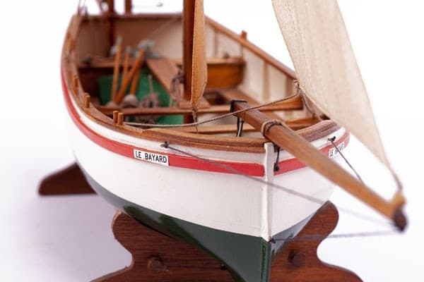 1:30 LE BAYARD - Wooden hull