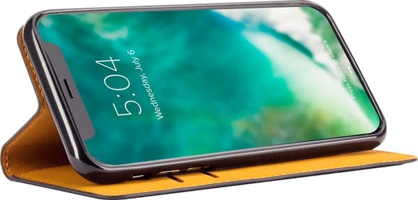 Xqisit Ohut lompakkokotelo iPhone X/XS:lle