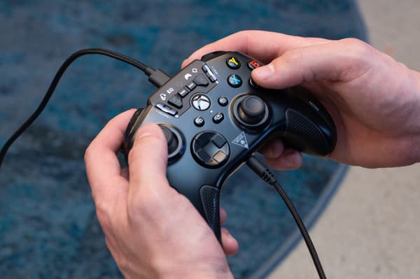 Turtle Beach Recon Controller -peliohjain, musta, Xbox Series S/X / Xbox One / PC