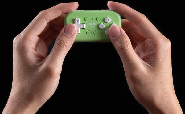 8BitDo Micro Bluetooth Gamepad, Grön, Switch / Android / Raspberry Pi