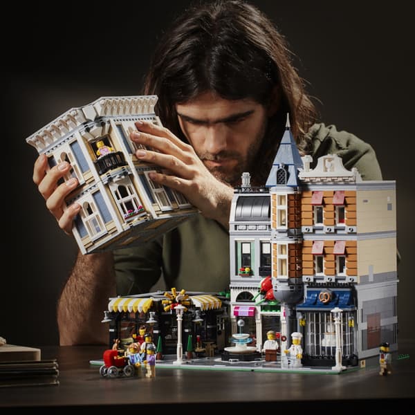 Lego Creator Expert 10255 - Det store torget