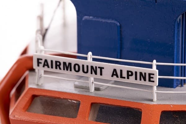 1:75 - Fairmount Alpine - Skrog i tre