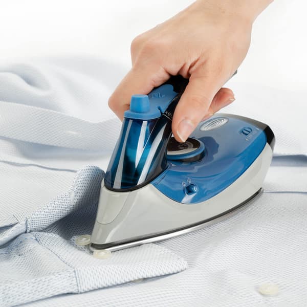 BLACK+DECKER Rejsestrygejern 1000W