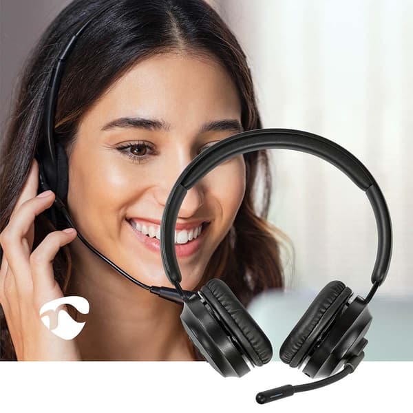 Nedis PC-hodesett | On-Ear | Stereo | Bluetooth | Sammenleggbar mikrofon | Sort