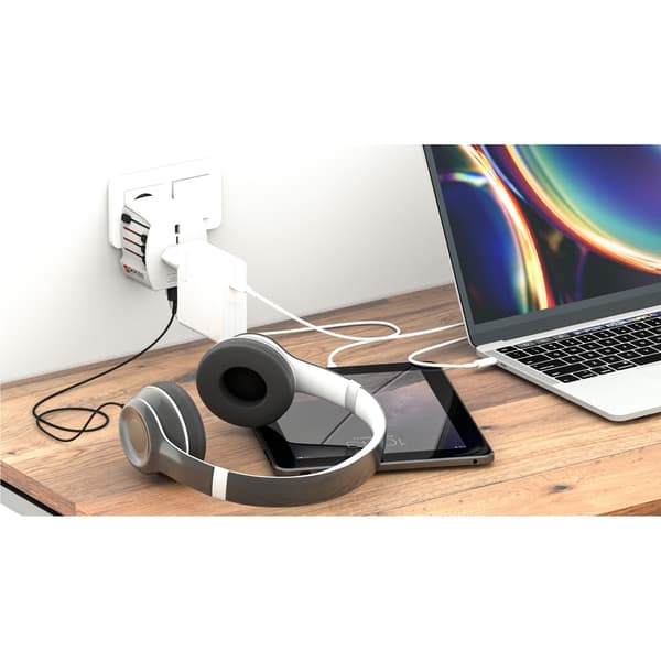 SKROSS Verdensadapter MUV 2xUSB (2,4A) Hvit
