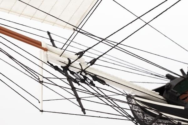1:100 USS Constitution - Skrog i tre