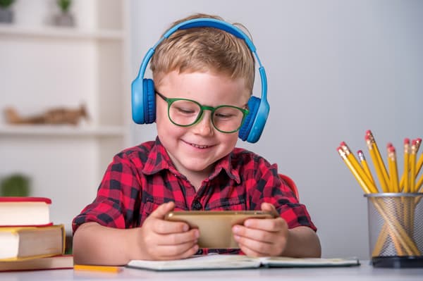 Lenco Vikbara Bluetooth®-hörlurar för barn Blå