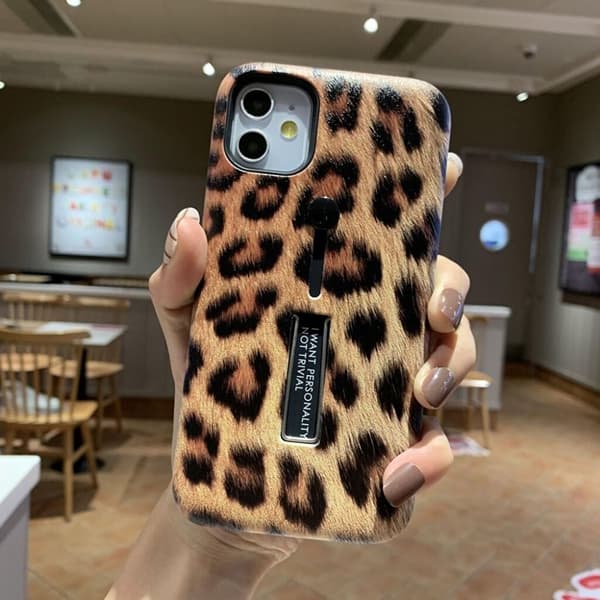 Muodikas kotelo sormipidikkeellä - iPhone 11 Pro Max