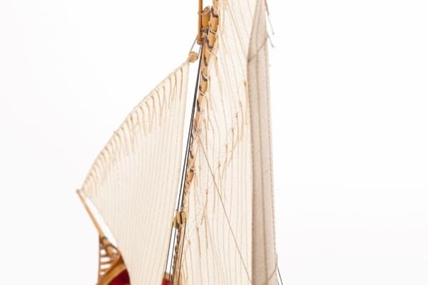 1:80 LE MARTEGAOU - Skrog i tre