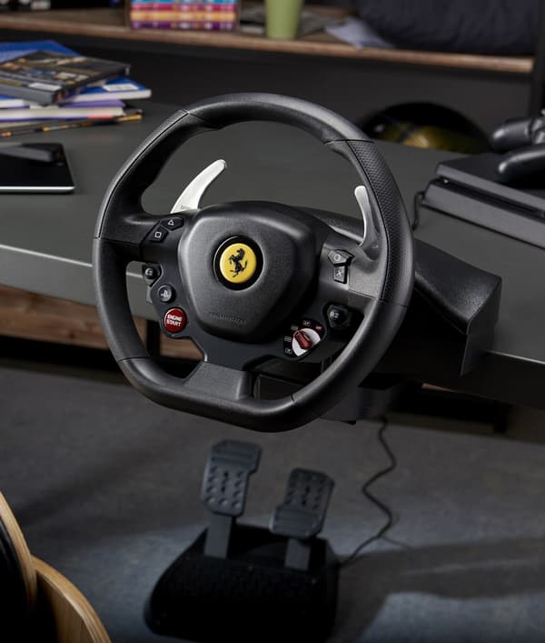 Thrustmaster T80 Ferrari 488 GTB rattkontroll PS4 / PS5 / PC