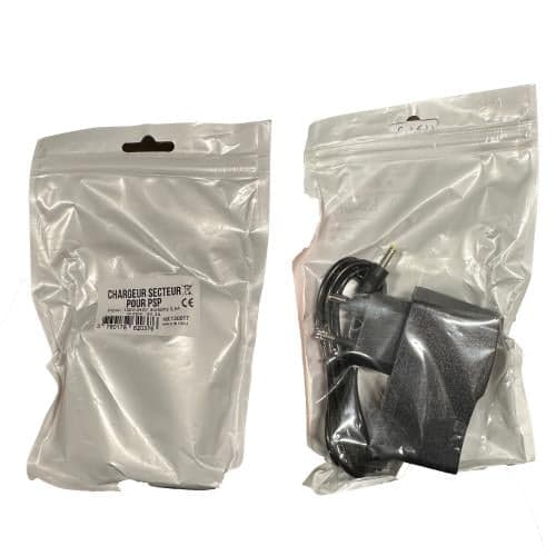 Trade Invaders AC-oplader PSP 1000/2000/3000 (i F&G-pose + label)