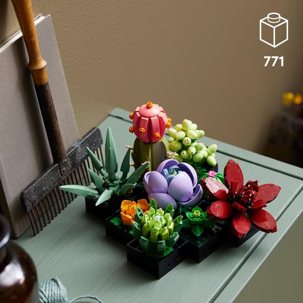 LEGO Botanical 10309 - Suckulenter