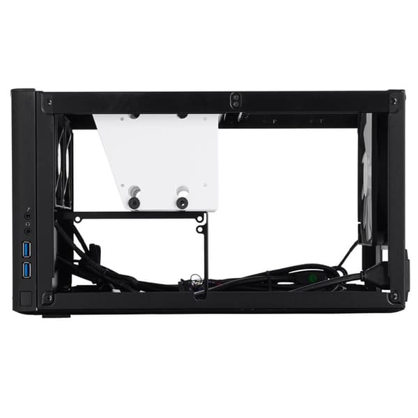 Fractal Design Node 304 Musta ilman virtalähdettä