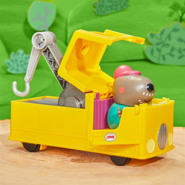 Hasbro Peppa Pig Morfar Hundar Bärgningsbil