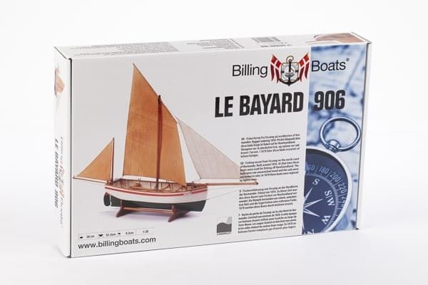 1:30 LE BAYARD - Skrog av tre
