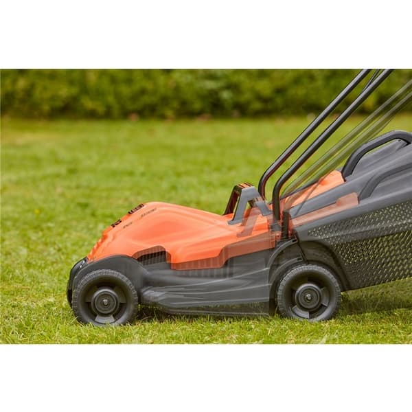 Black+Decker Gressklipper 32CM 1200W med ergonomisk håndtak