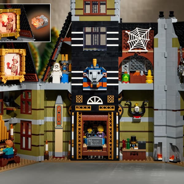 Lego Creator Expert 10273 - Hjemsøkt hus