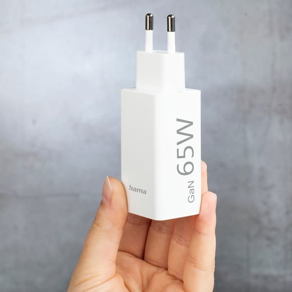 Hama Universal oplader USB-C og USB-A PD GaN 5-20V/65W Super Small