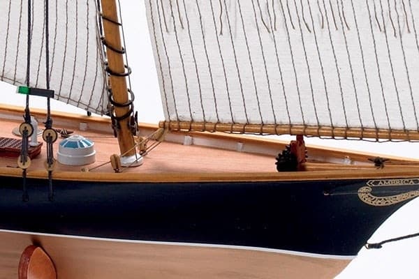 1:72 America - Skrog i tre