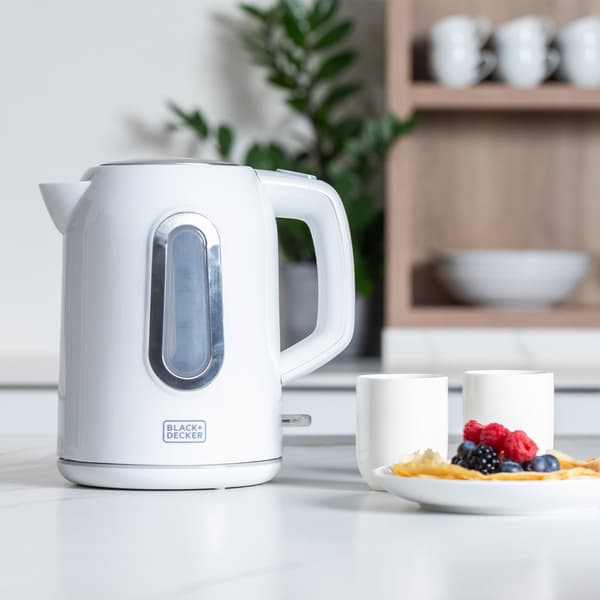 BLACK+DECKER Vattenkokare 1,7L Vit