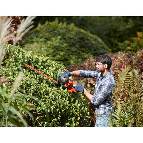 BLACK+DECKER Häcksax 420W 45cm Svärdlängd