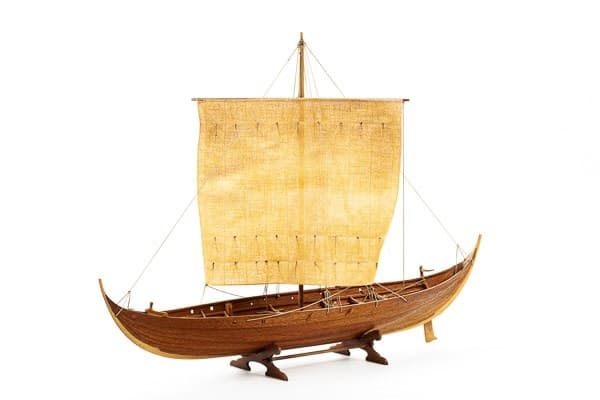 1:25 Roar Ege -Wooden hull