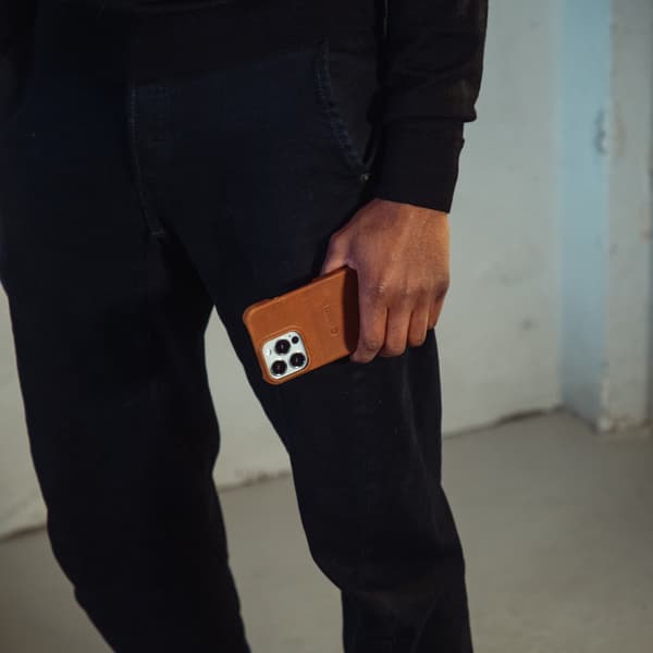 Krusell Leather Cover iPhone 13 Cognac