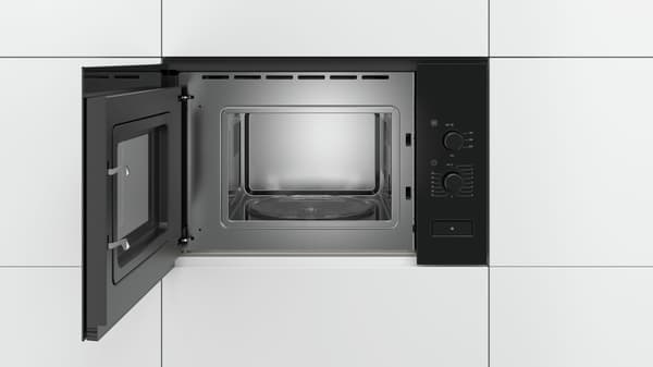 Bosch BFL520MB0 Serie 4 -mikroaaltouuni, musta