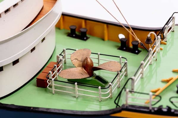 1:90 Zwarte Zee -Plastikkskrog