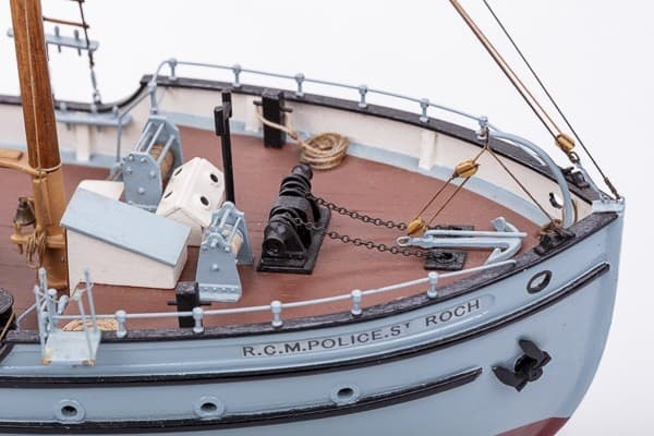 Billing Boats 1:72 ST. Roch -Wooden hull
