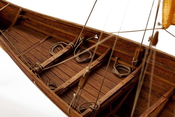 1:25 Roar Ege -Wooden hull