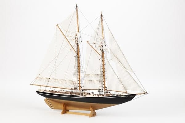 1:100 Bluenose II - Skrog i tre