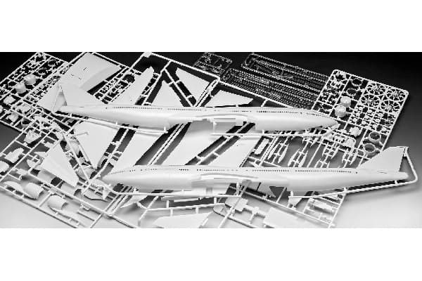 Revell Boeing 747-8 Lufthansa'Ny lever