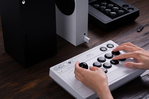 8Bitdo Arcade Stick, hvit, Xbox / PC