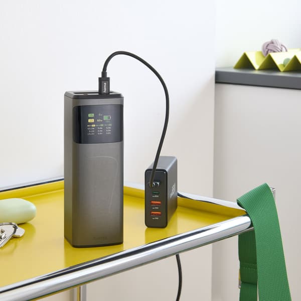 Hama Powerbank 24000mah 2xUSB-C 1xUSB-A 200W Rask Lading