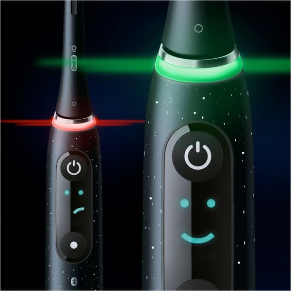 Oral B iO 10 -sähköhammasharja, musta