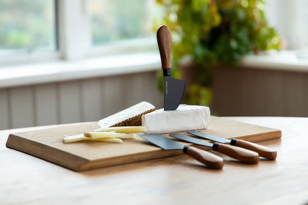 Orrefors Jernverk Osteknive 4-pak, sort