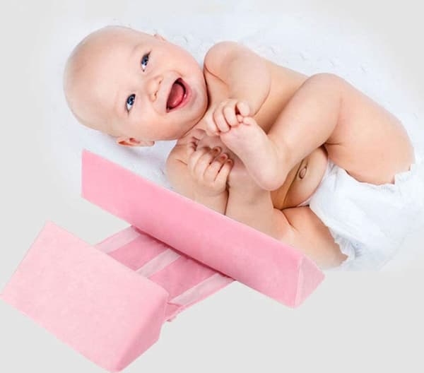 Anti-rullande babysovkudde, sidosovkudde, triangulär babypositioneringskudde, vit