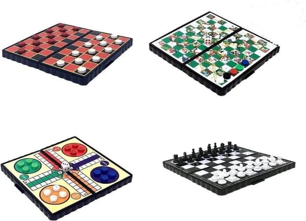 Minimagnetiska resespel - schack, ludo, ormar och stegar, dam